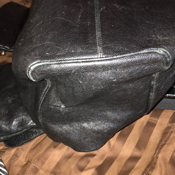 Additional pics of Chanel bag - Picture 2 of 2